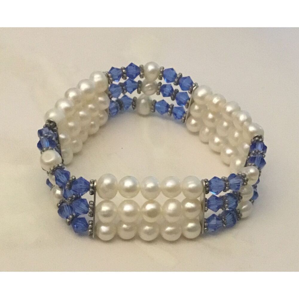 Pretty Pearl & Sapphire Crystal Stretch Bracelet